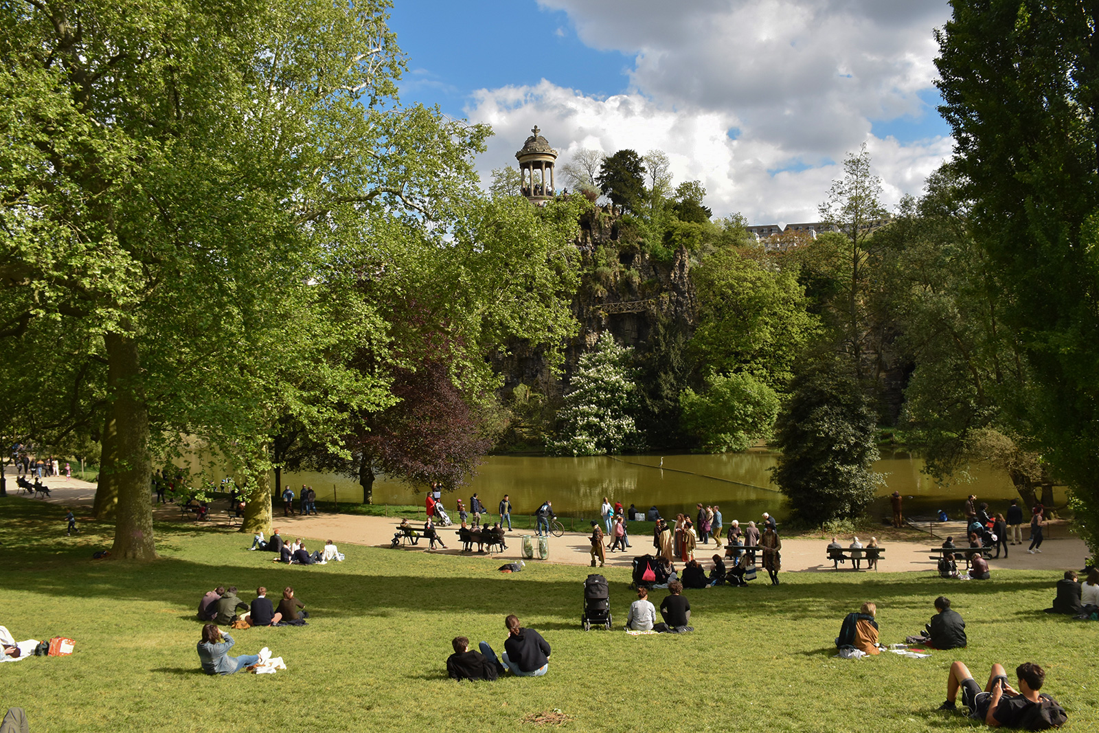 buttes de chaumont